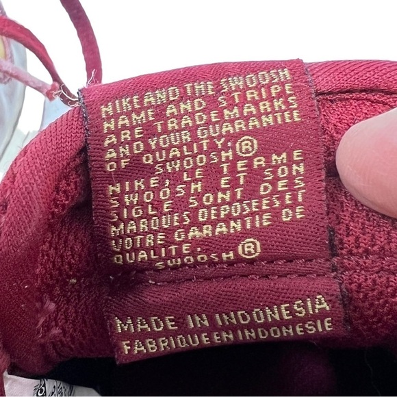 Y2K Nike Air Force 1 Low GS Iron Man Red Metallic Gold Sneakers Child Sz 9 Team - Picture 11 of 15